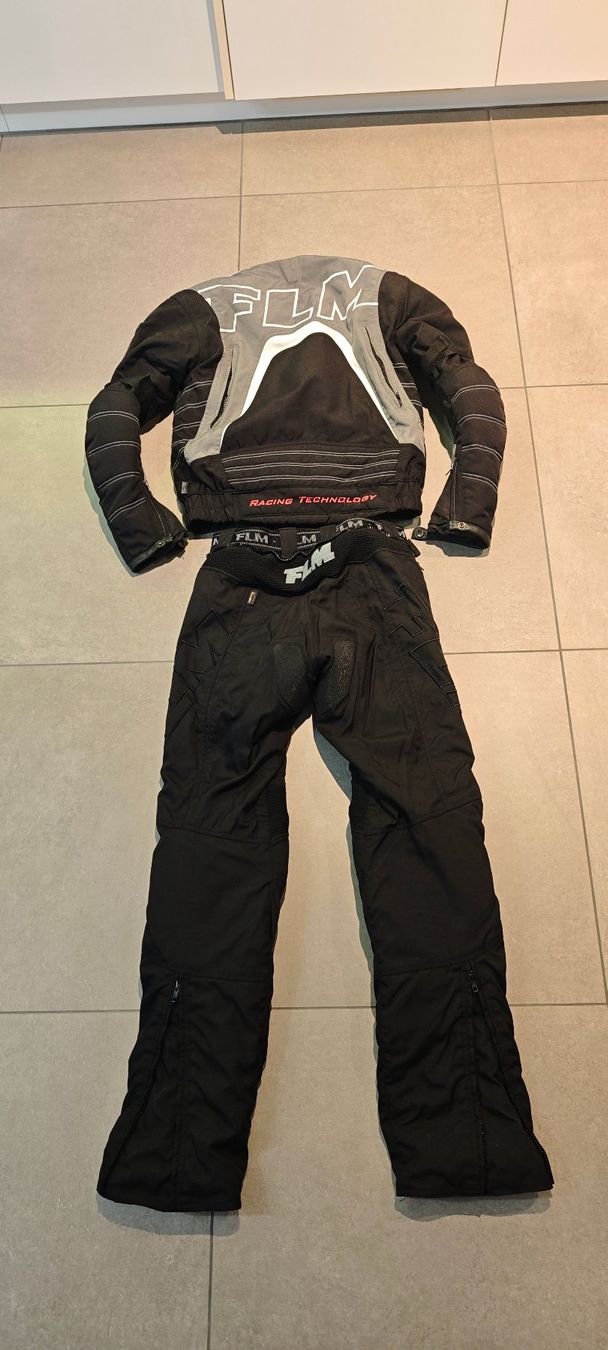 FLM Vestes: FLM Motorradjacke und Hose – D'occasion à Aarburg par Liebherr0 9