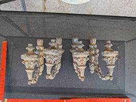 4 antike Bronze Vorhangstangenhalter oder Raffhalter
