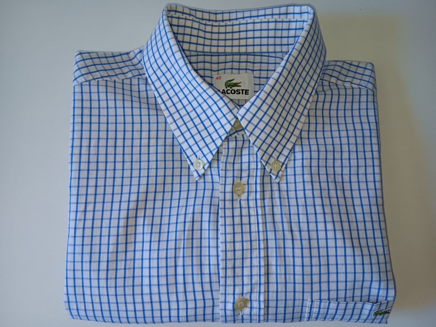 Lacoste Camicie: LACOSTE Chemise manches courtes taille 40 – Usato da Cossonay-Ville venduto da Les_1001_perles 1