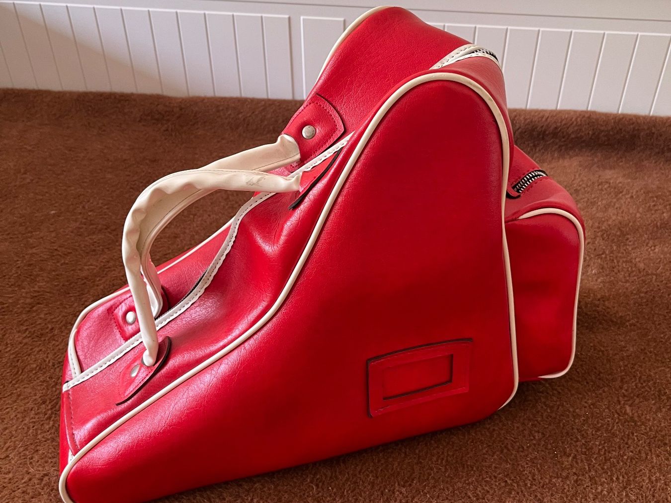Borse: Coole Retro Schlittschuhtasche – Usato da Bern venduto da Sonia-Bern