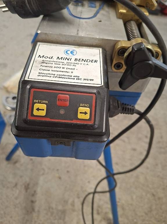 Tutte le macchine: Biegemaschine elektrisch – Usato da Ebikon venduto da Fish3 3