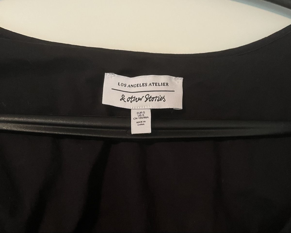 Other Stories Vestiti: &otherStories Minikleid schwarz – Usato da Kilchberg venduto da Kim_alicia 2
