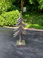 Dekorativer Metallbaum,  Silber