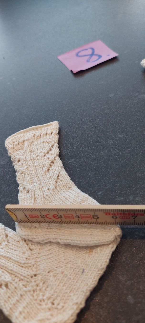 Bambole: 2 paar neue handgestrickte Puppensocken – Nuovo (secondo la descrizione) da Muri AG venduto da nindo1 3