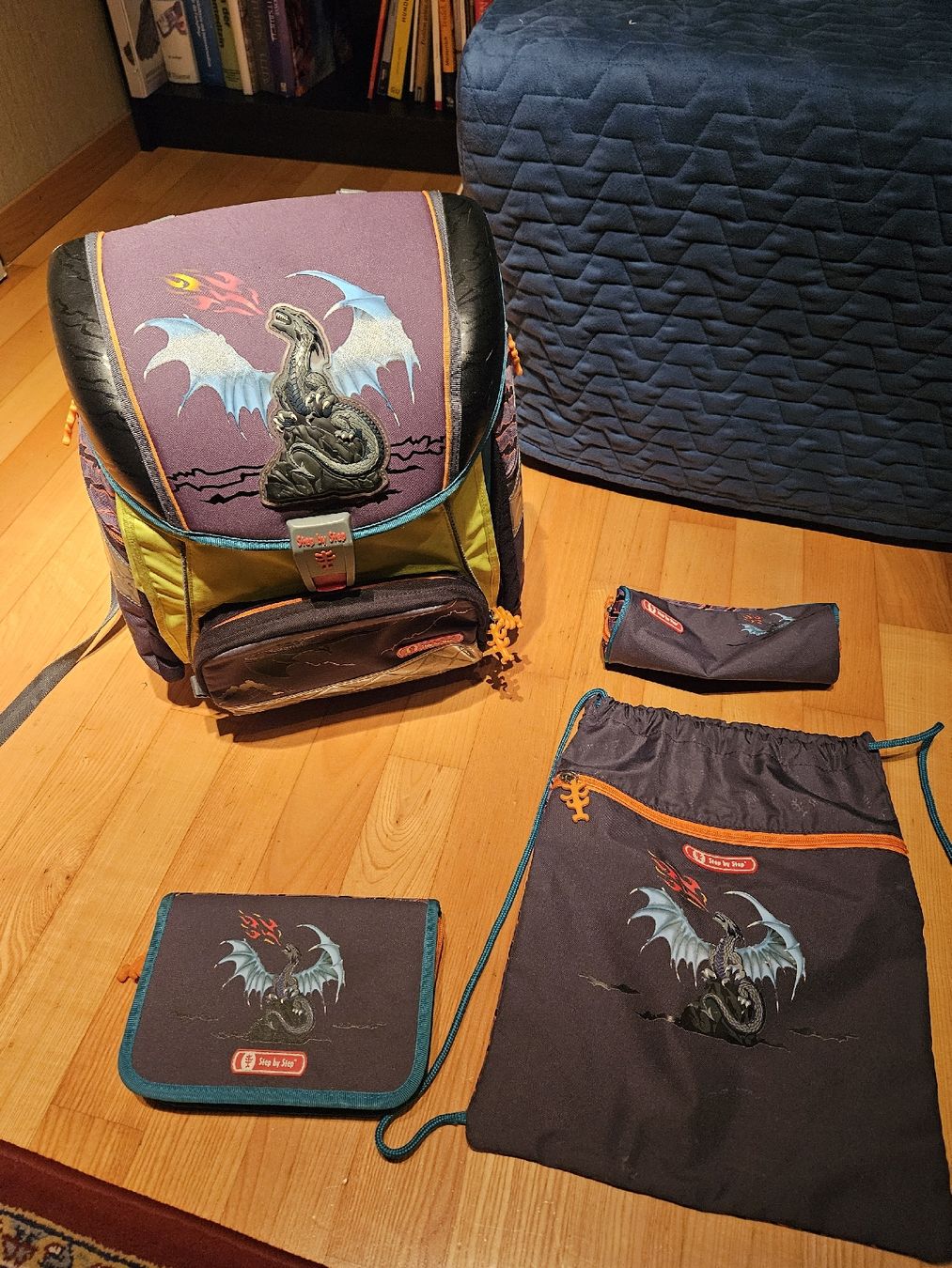 Borse & Zaini: Schultasche-Set "Touch2-Fire Drogan"4-tlg – Usato da Dietlikon venduto da metzgi82