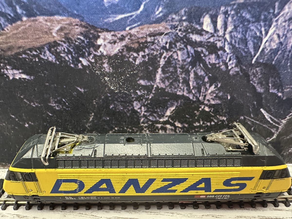 Märklin Modellini di ferrovie: Märklin 88447 SBB Re 460 Danzas – Usato da Lupsingen venduto da New-Haven 2