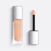 Dior Glow Maximizer in Gold | NP 51 Fr