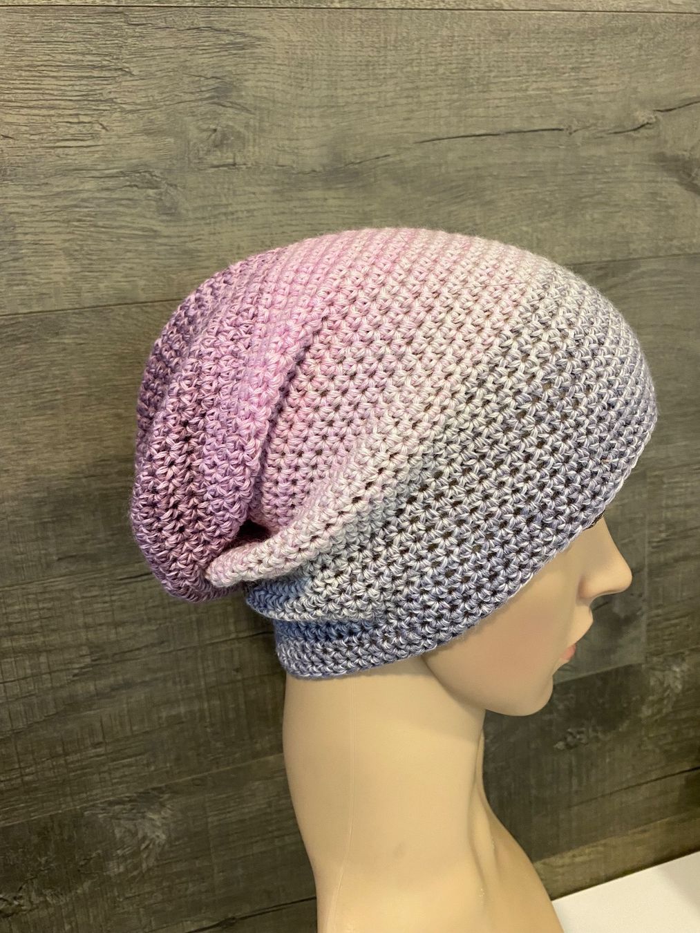 Copricapi, berretti & cappellini: Beanie Merino Mütze Handmade – Nuovo (secondo la descrizione) da St. Niklaus VS venduto da loumonrohandmade