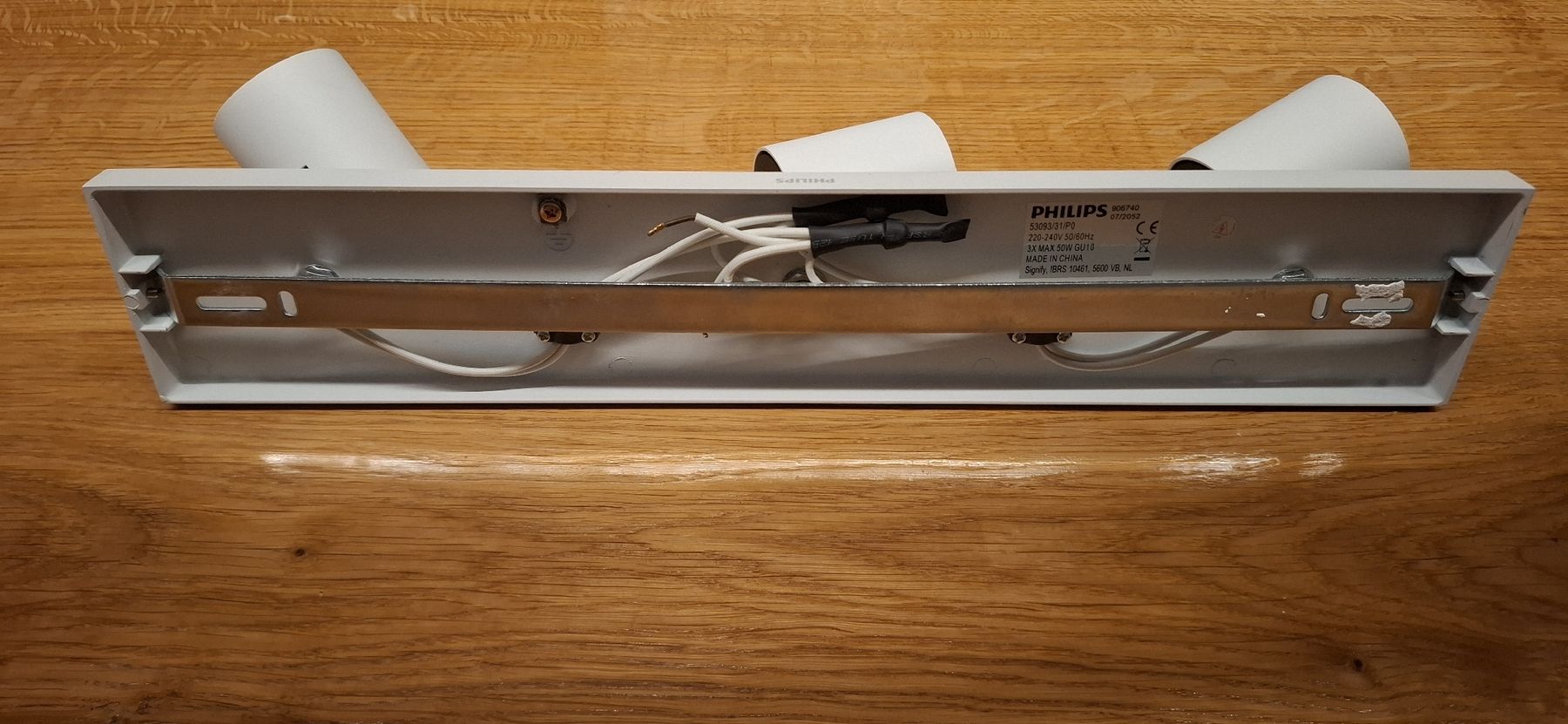 Philips Lustres & lampes de plafonds: Philips Hue 3er Spot Runner – D'occasion à Guntershausen par Jtattoo 3
