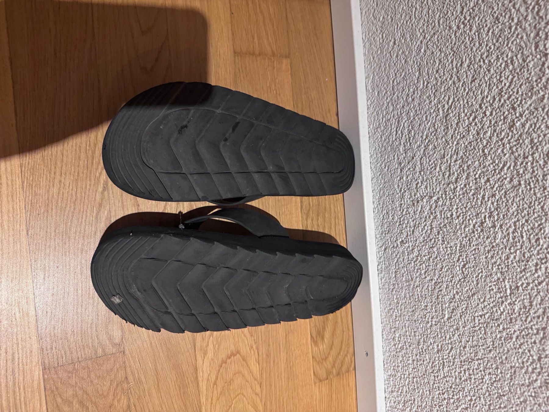 Herrenschuhe: Flip Flops 41 schwarz – Gebraucht aus Ostermundigen von farfallina1606 1