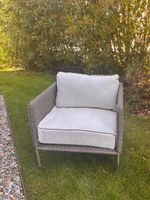 Rattan Lounge Sessel mit Kissen, perfekt für den Sommer