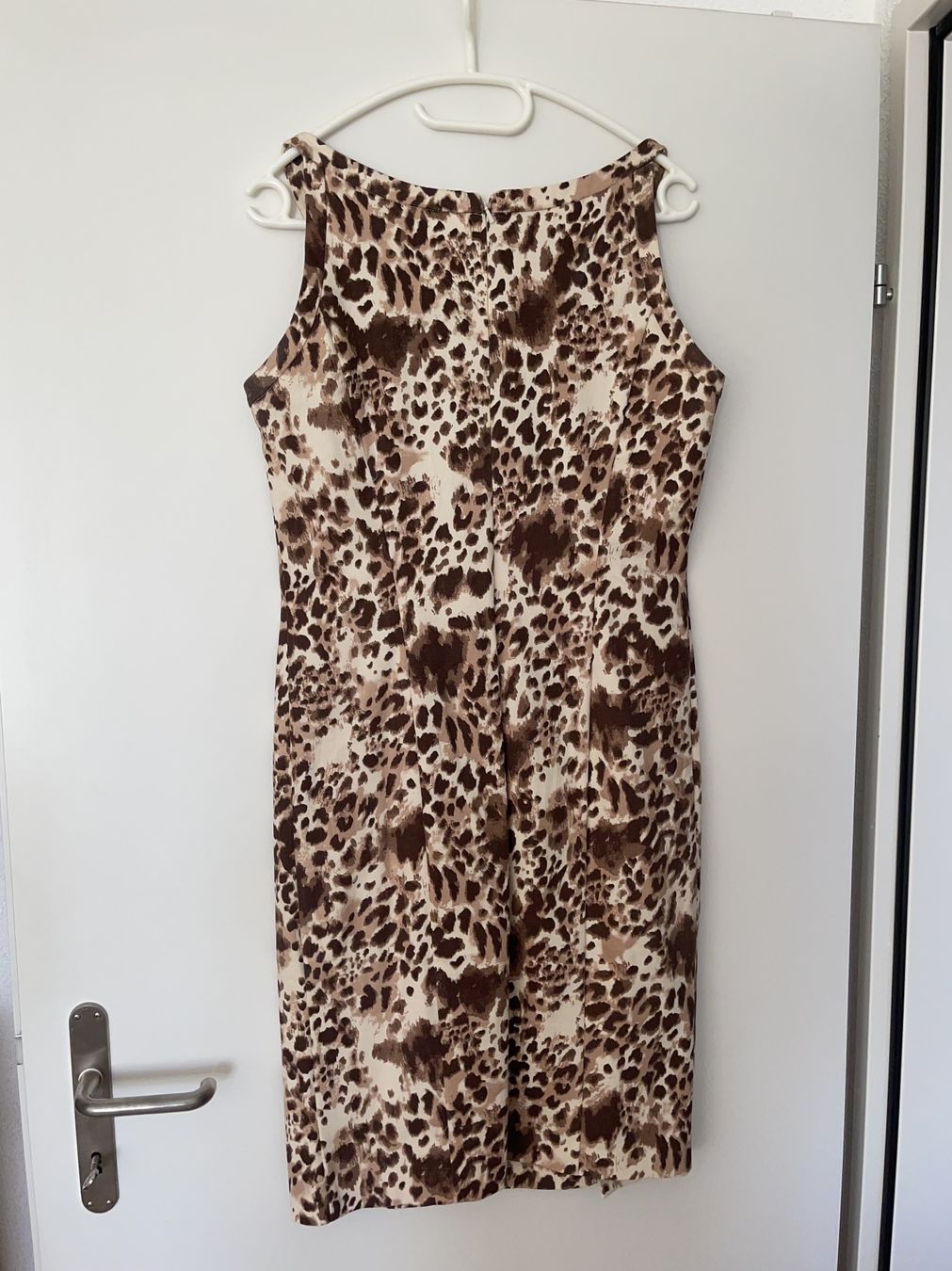 Vestiti: Sommerkleid Gr. 40 Leo all over Print – Nuovo (secondo la descrizione) da Wetzikon ZH venduto da Schrungus 1
