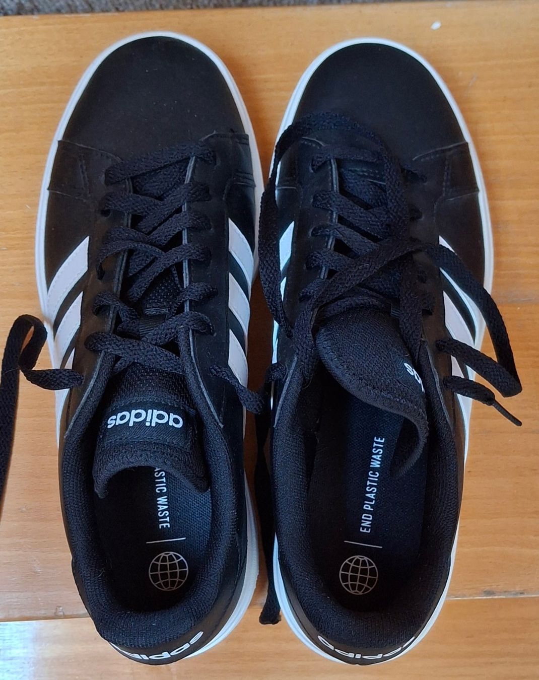 Herrenschuhe: Adidas Turnschuhe – Gebraucht aus Remetschwil von barryxenia 1