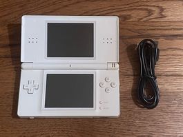 Nintendo DS Lite Konsole weiss, gepflegt!