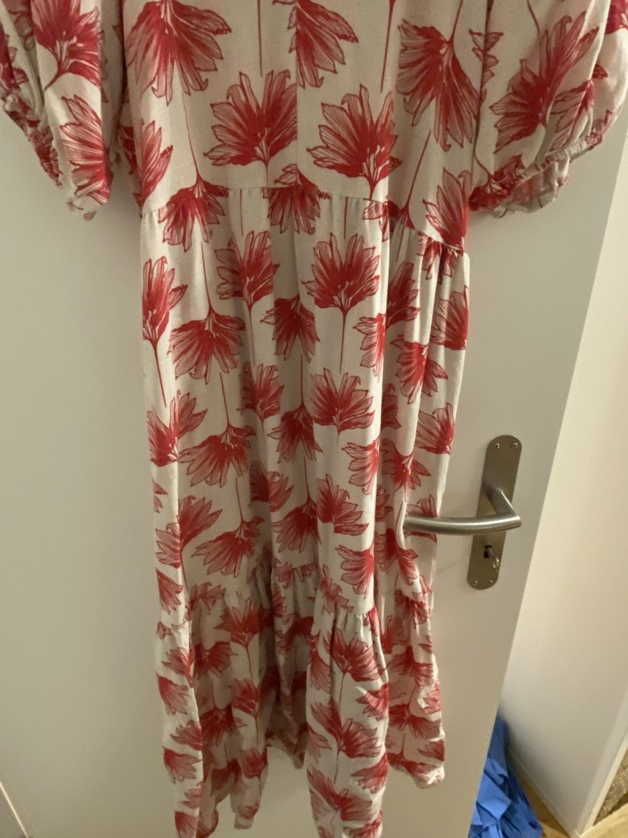Vestiti: Sommerliches Kleid mit Blumenmuster, Grösse 38 – Nuovo (secondo la descrizione) da Holderbank SO venduto da amiragerber 2