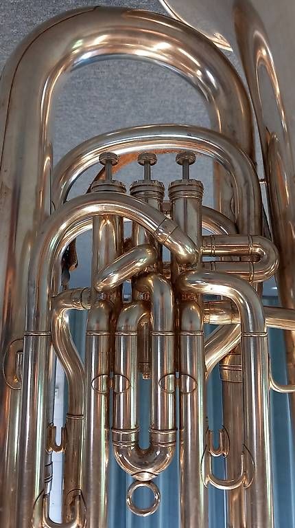 Strumenti musicali: B-Tuba Besson New Standard, versilbert 3 Ventil – Usato da Uster venduto da mus_t2bq 1