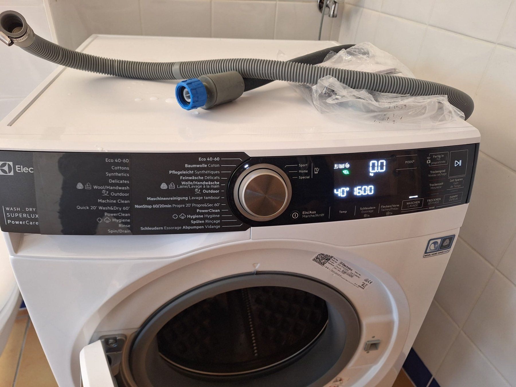 Electrolux Lavatrici: Machine à laver et sécher Electrolux WTSK4IE500 – Usato da Vollèges venduto da Tmoulin 4