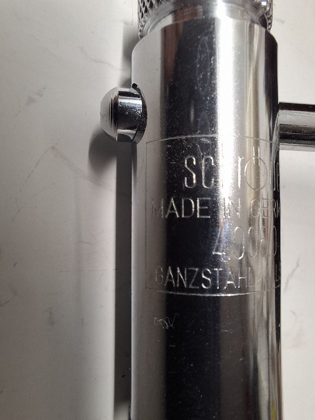 Tutti gli attrezzi: Halter für Gewindebohrer, -schneider – Usato da St. Gallen venduto da Plunder64 2