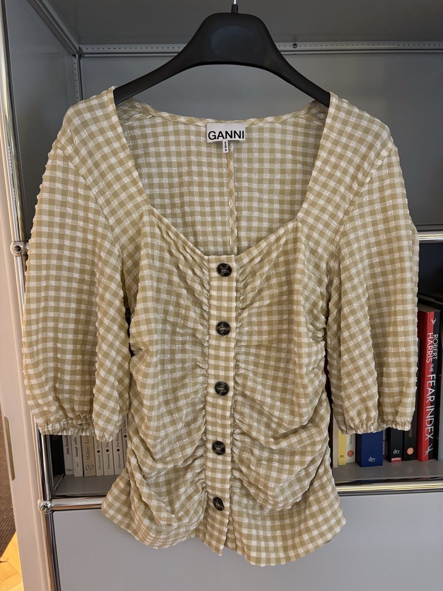 Ganni Tops: GANNI Top – Neuf (Voir description) à Zürich par Lynnlouise