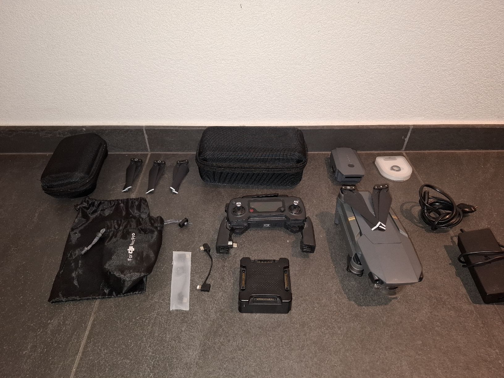 DJI RC Modellbau: Dji Mavic pro – Gebraucht aus La Neuveville von fel_v8wl