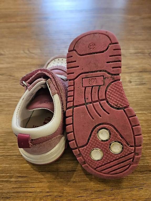 Scarpe per ragazzi: Div. Schuhe Gr. 23 – Usato da Zuchwil venduto da Sparkling_85 1