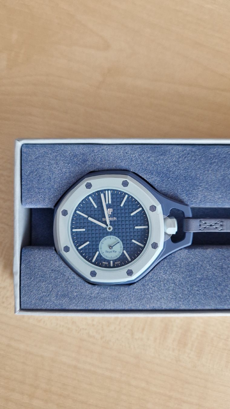 Swatch Montres: Swatch Royal Pop - Lan Ba – Neuf avec emballage d'origine à Obfelden par Bea26 2