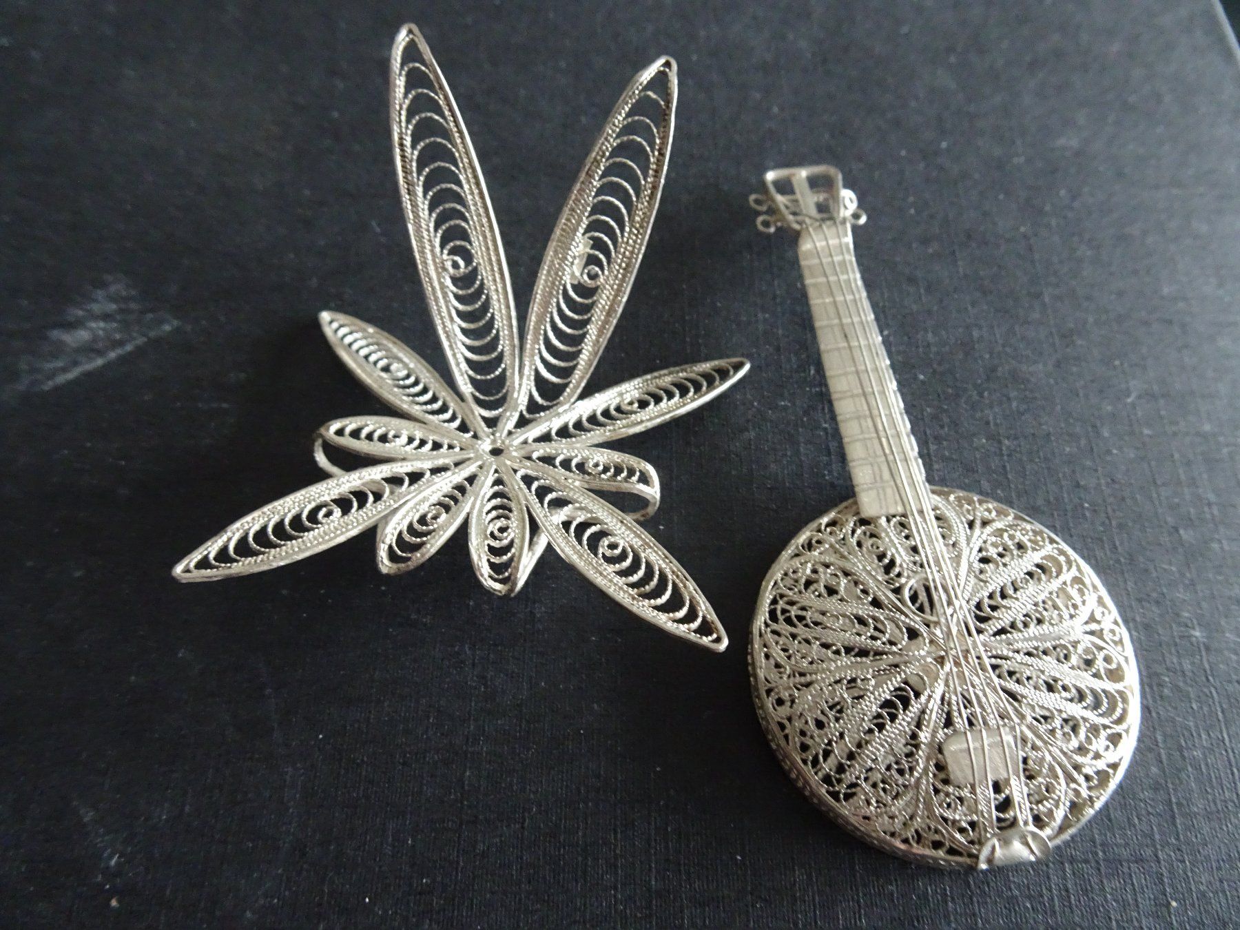 Altri gioielli: Banjo mit Stuhl  in Silber – Usato da Vitznau venduto da Mina60