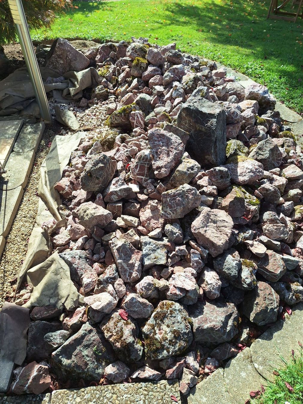 Pietre & tegole: Gartensteine, rötlich-grau – Usato da Ersigen venduto da nic_t955