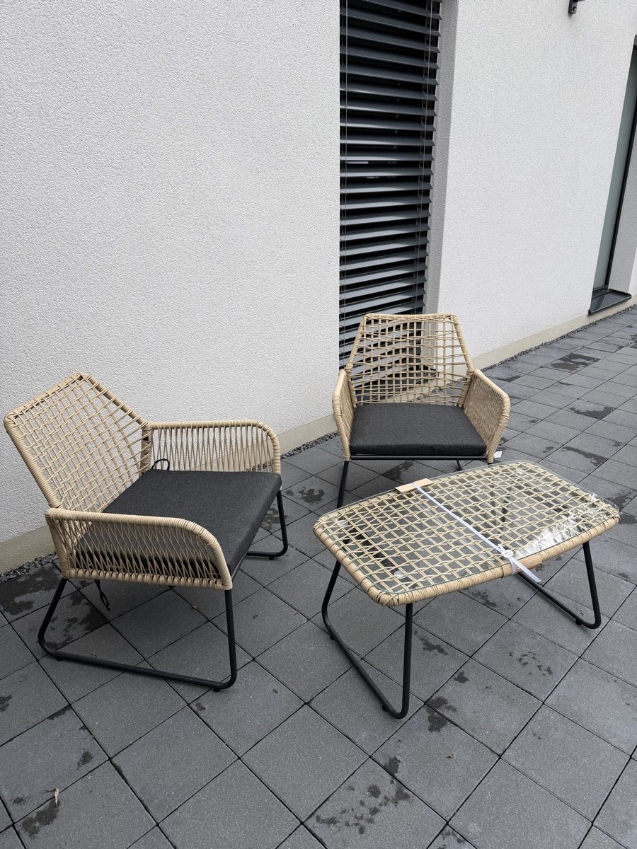 Set di tavolo e panche: Table et chaise lounge de jardin – Nuovo e nell'imballaggio originale da Moutier venduto da Ma2740 2