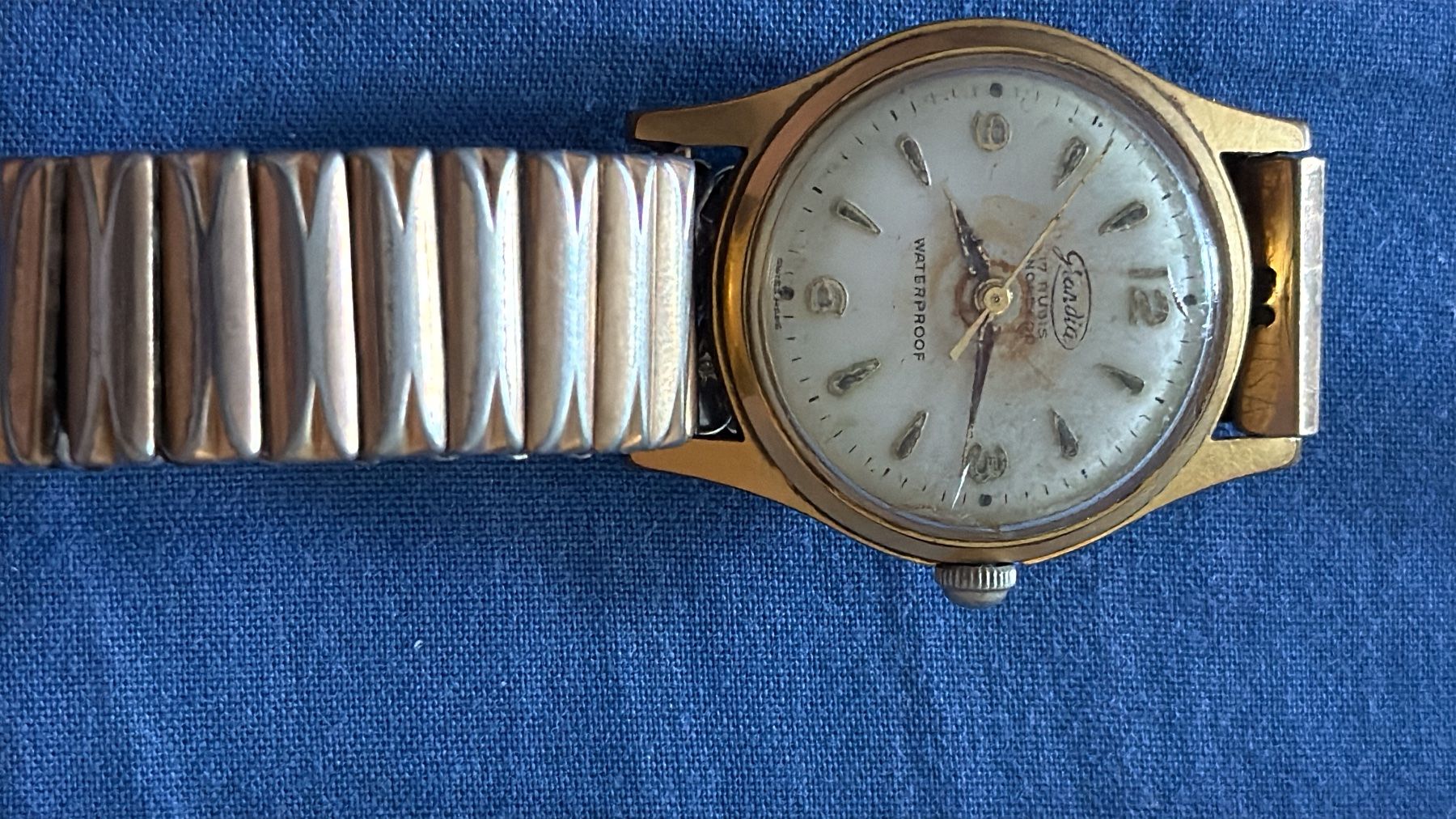 Montres: Montre – Défectueux à Prilly par bandoche67 1