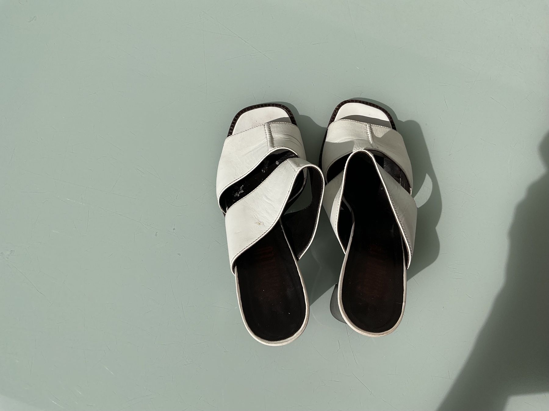 Scarpe da donna: Sandales en cuir gr. 38 – Usato da Icogne venduto da cen_h97r 6