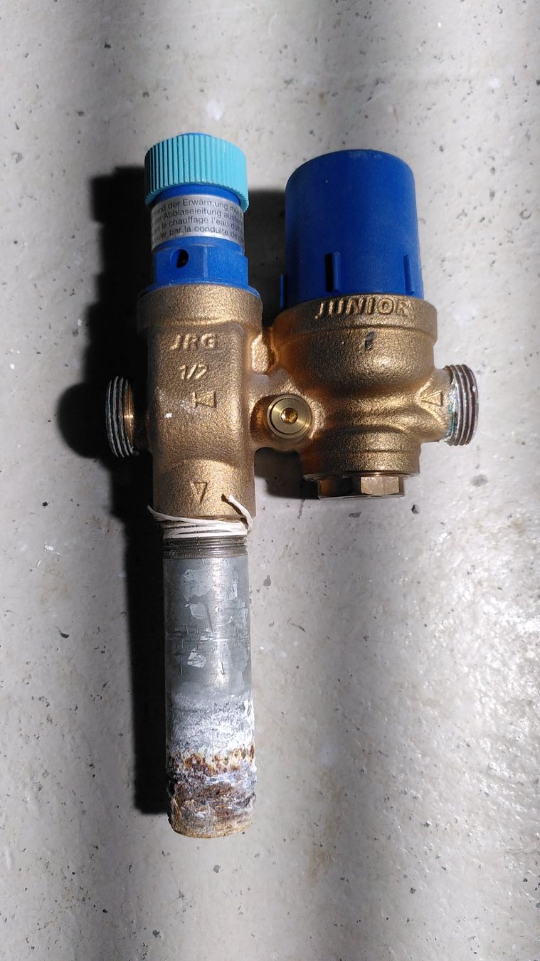 Sanitari: Sicherheitsgruppe Junior 1/2" – Usato da Sargans venduto da Macchinista 1