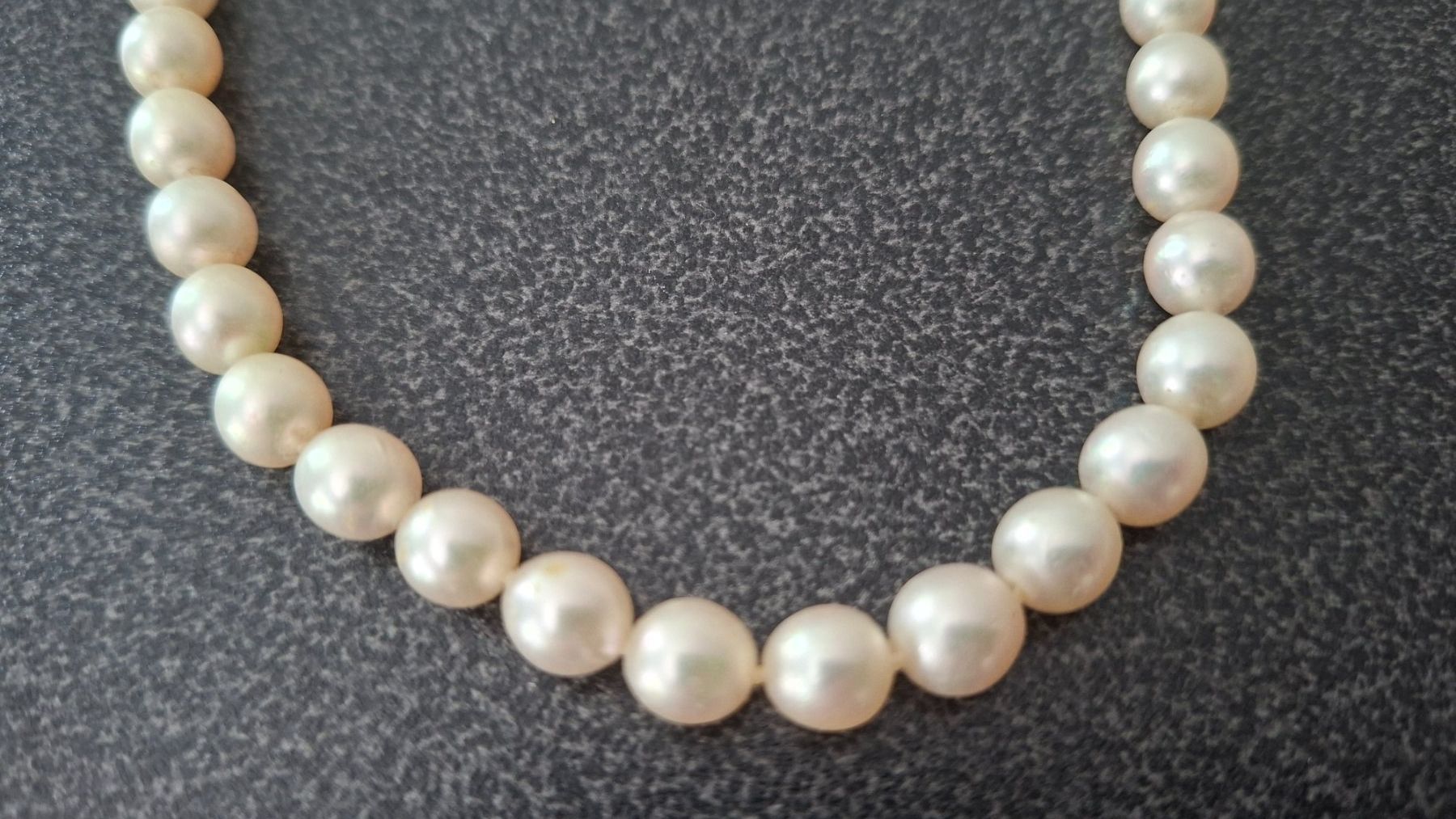 Catenine: Perlenkette mit 14 Karat Goldverschluss – Usato da Gattikon venduto da jeansgli 1