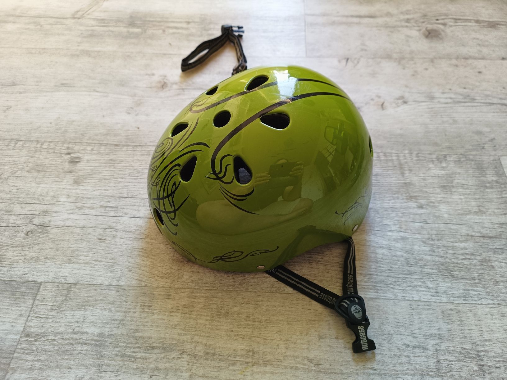 Helme: Kinder Velo-/Skatehelm – Gebraucht aus Buochs von NAmb