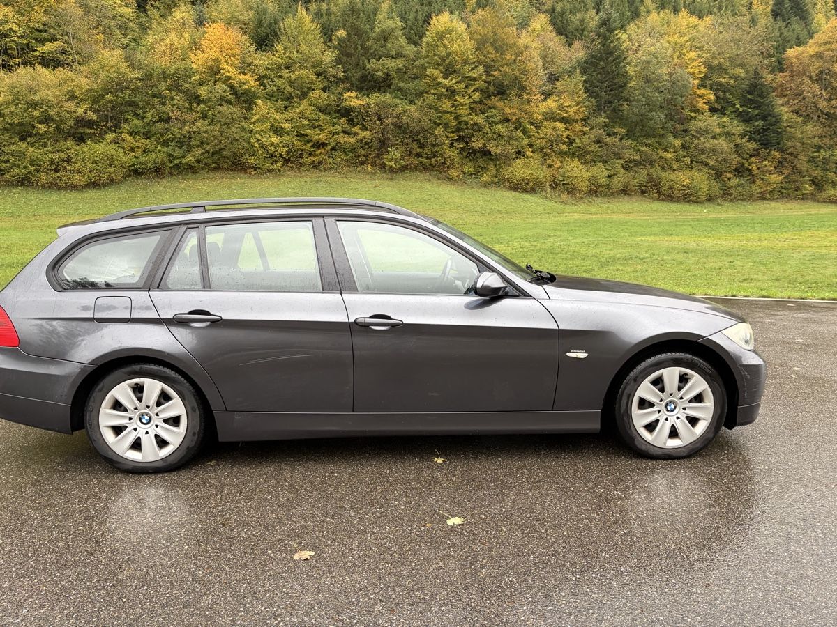 BMW Automobili: BMW 318i Touring E91 – Usato da Kappel SO venduto da MiTrading 2
