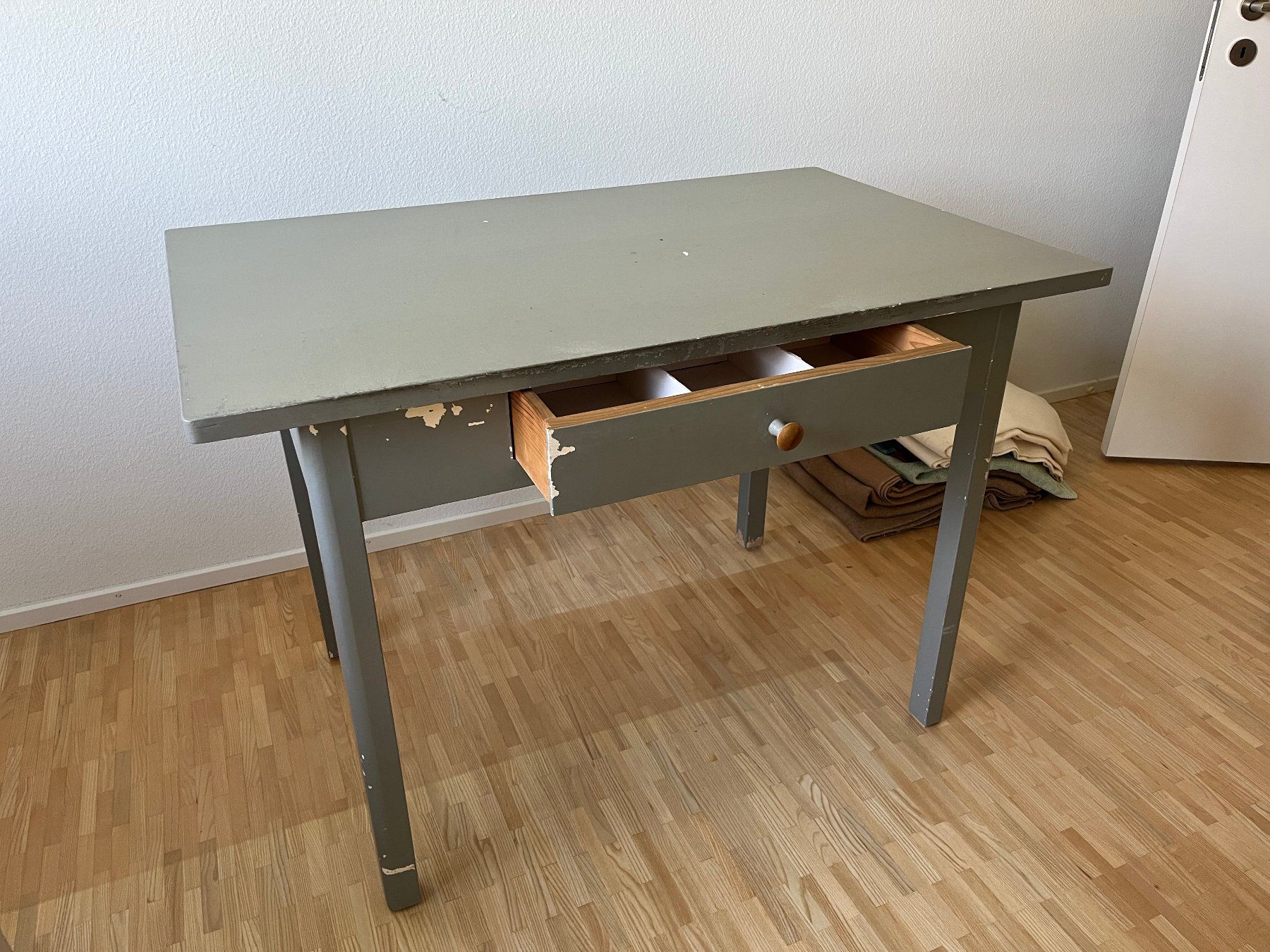 Tavoli: Tisch – Usato da Winterthur venduto da bwe_9hgk