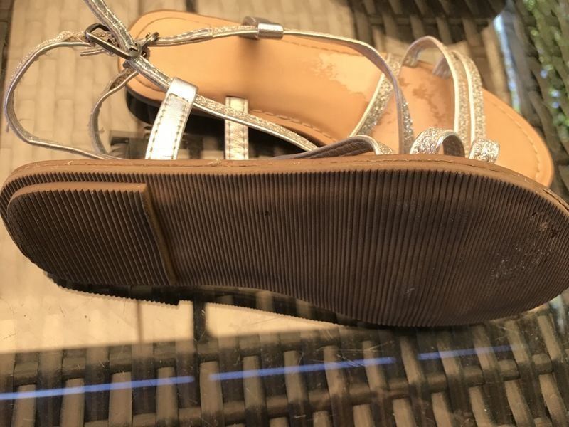 Schuhe für Mädchen: Mädchen GAP Sandaletten 30 – Gebraucht aus Bergdietikon von antovale 1