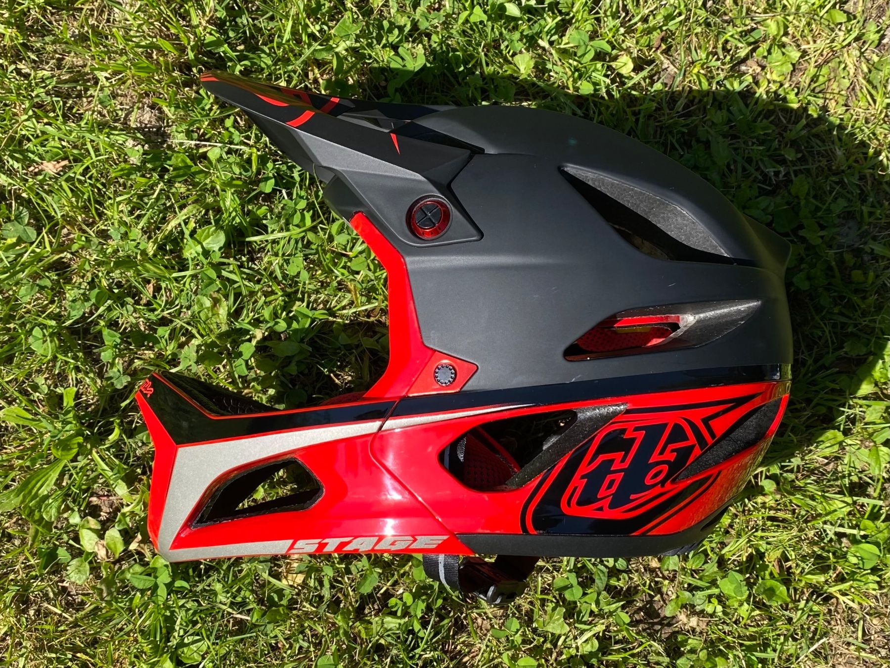 Troy Lee Caschi: Troy Lee Helm – Nuovo (secondo la descrizione) da St. Gallen venduto da brudererm 1