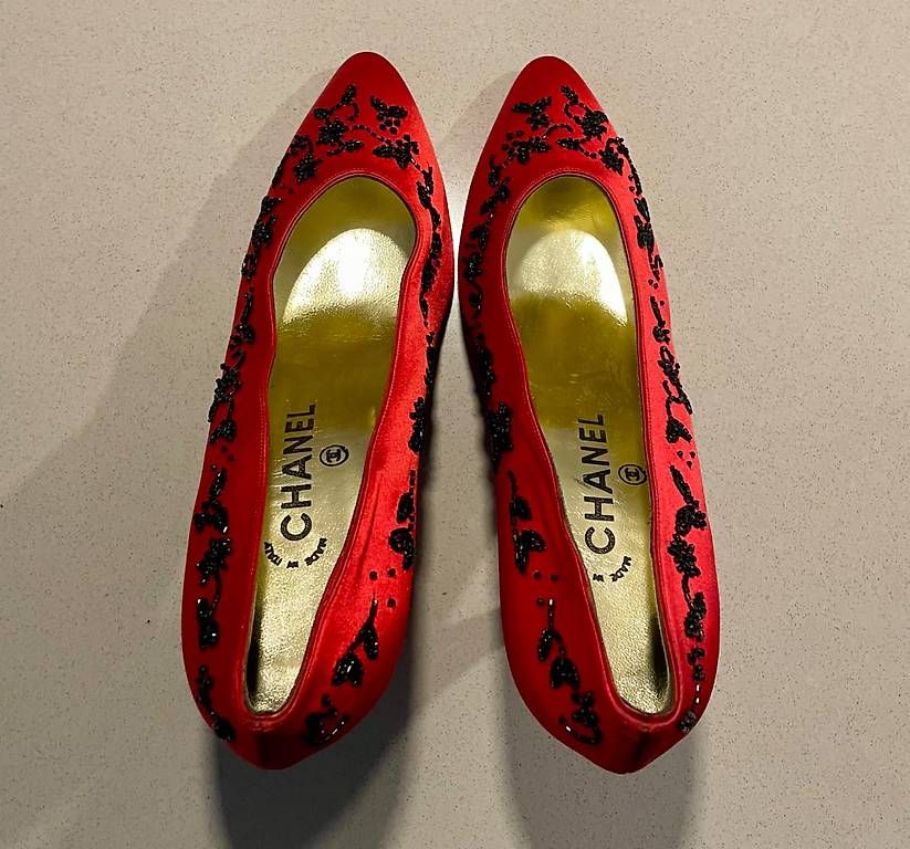 Damenschuhe: Décolleté Vintage Chanel – Gebraucht aus Balerna von mgi_gtp5 1