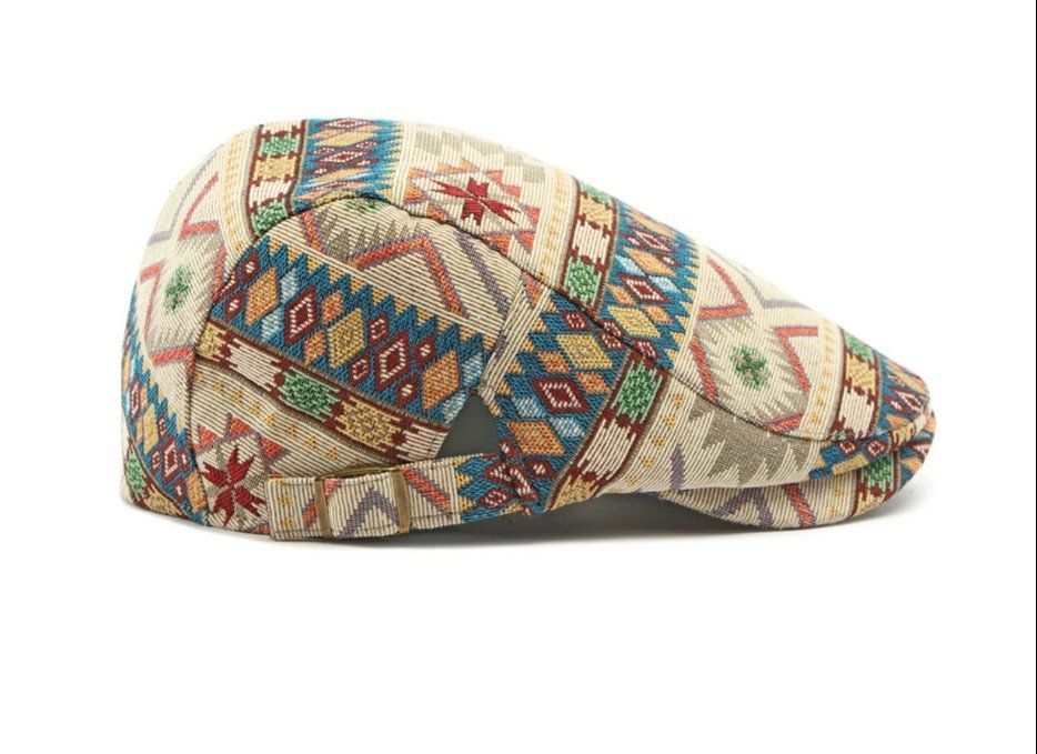Copricapi, berretti & cappellini: Baskenmütze im böhmischen Jacquard Stil – Nuovo e nell'imballaggio originale da Lausanne venduto da FASHION-WORLD-SHOP 2