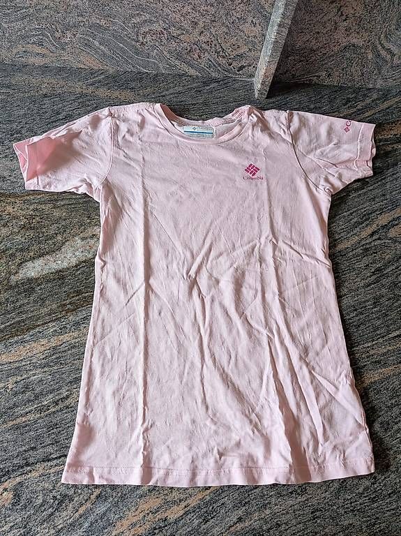 Lotti di vestiti: Lot de 5 t-shirts  – Usato da Monthey venduto da ari_6vkp 4