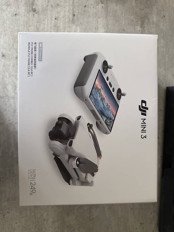 Modellismo RC: DJI Mini 3 Fly More Combo + RC Controller + Zubehör – Usato da Basel venduto da xvl_sq6l