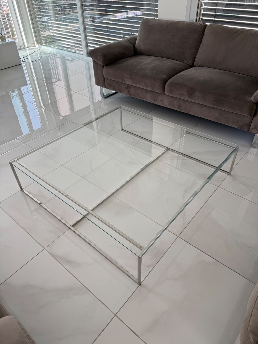 Tische: Couchtisch aus Glas – Gebraucht aus Oberhasli von beyyel 2