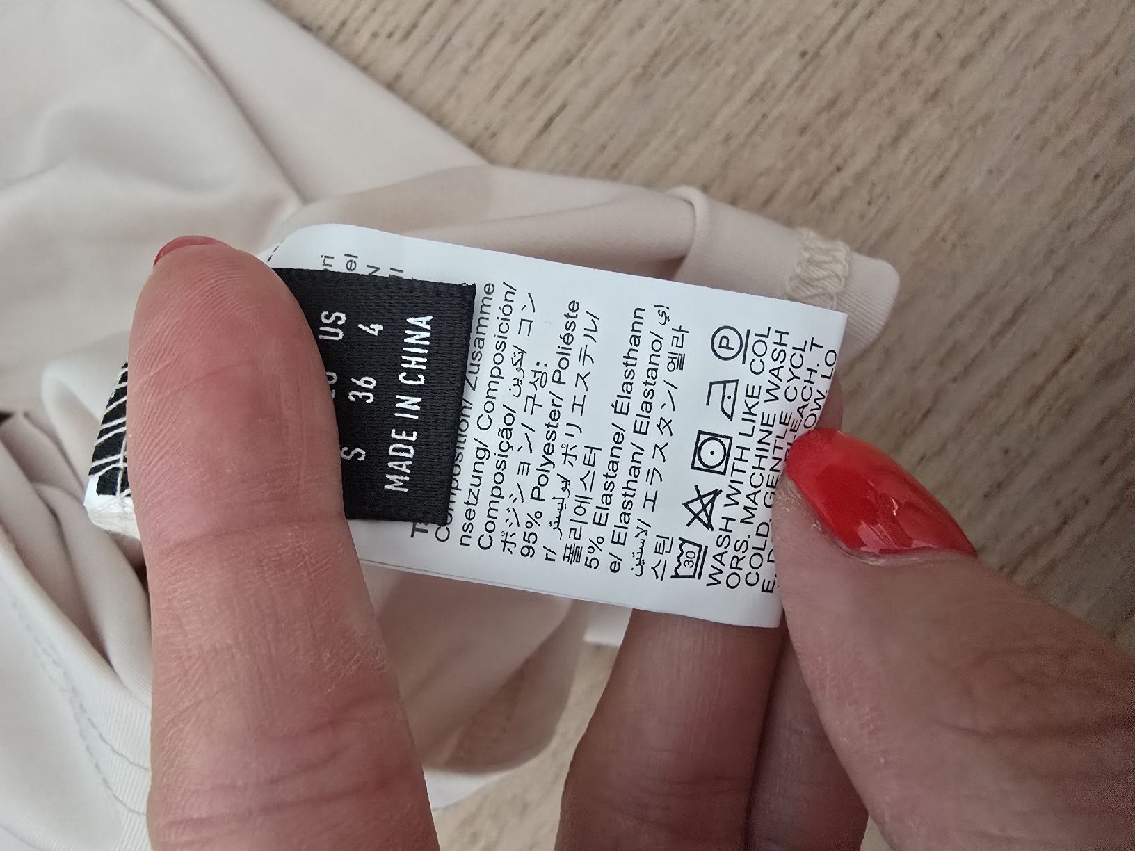 Tops: Top - Grösse S  – Neuf avec emballage d'origine à Rickenbach b. Wil par Kth_v8 3