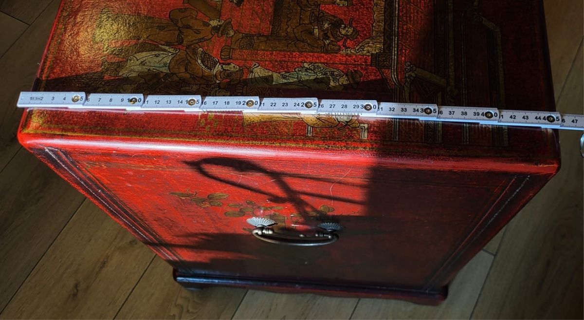 Cassettiere: RARE : Meuble chinois laqué rouge – Usato da Bursinel venduto da SeveralLives 5