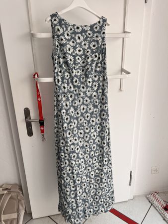 Kleid Luisa Cerano Blumenmuster Grösse 40 Viskose 
56