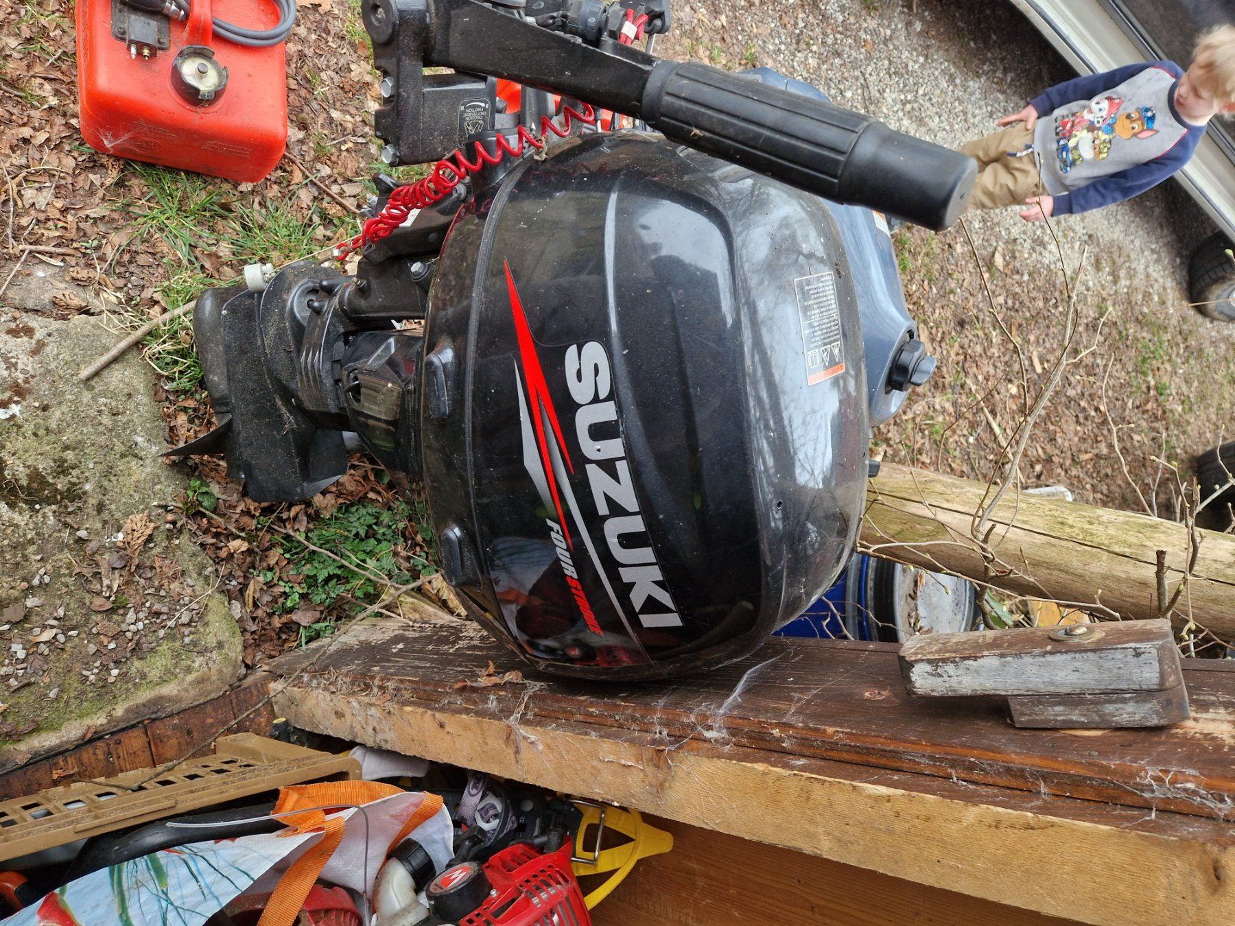 Motori: Moteur susuki 8 cv – Usato da Villars-sous-Mont venduto da roc_vv2z