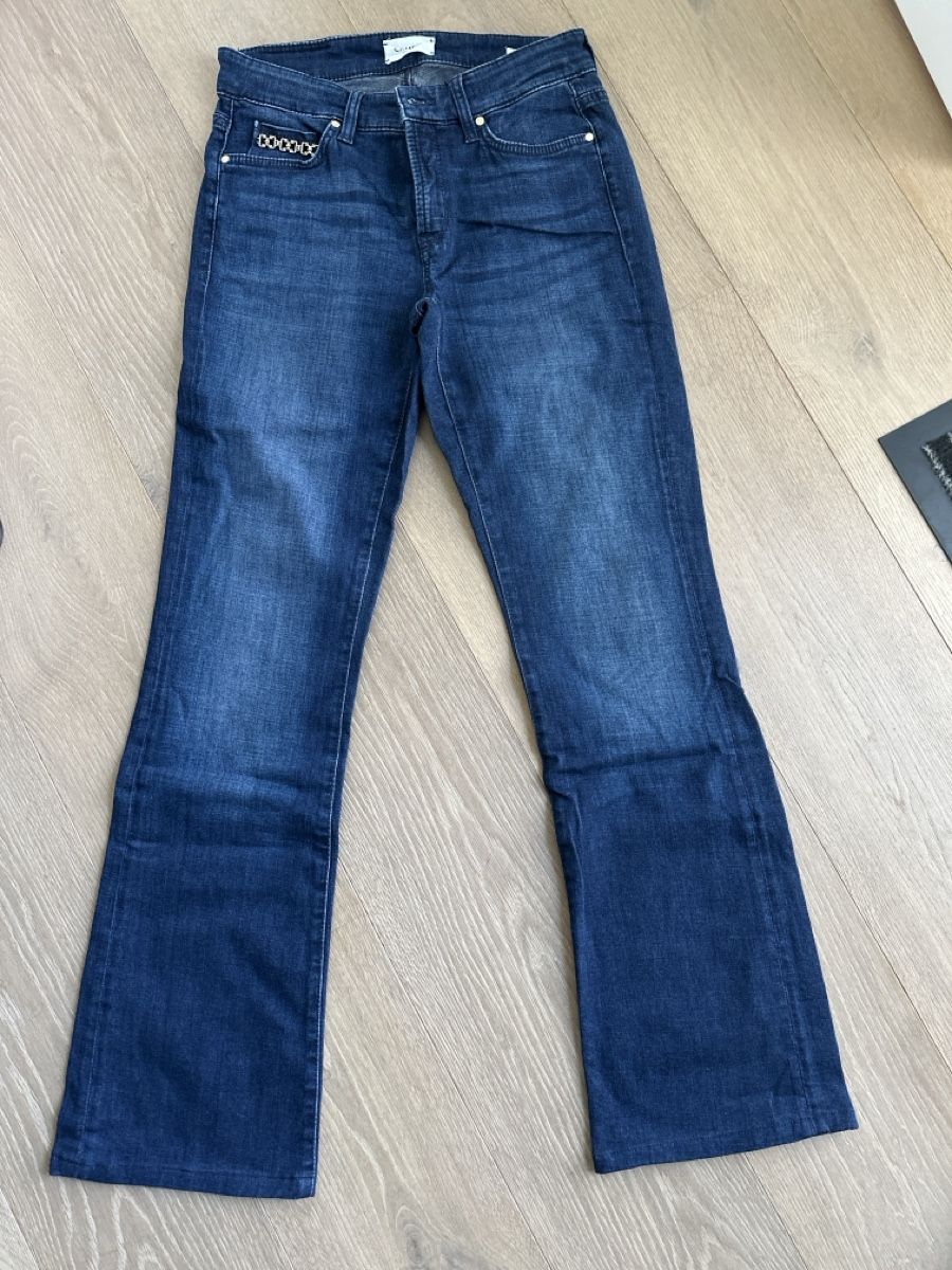 Cambio Jeans: Cambio Jeans Paris flared, Gr. 34 – Gebraucht aus Othmarsingen von Darija7