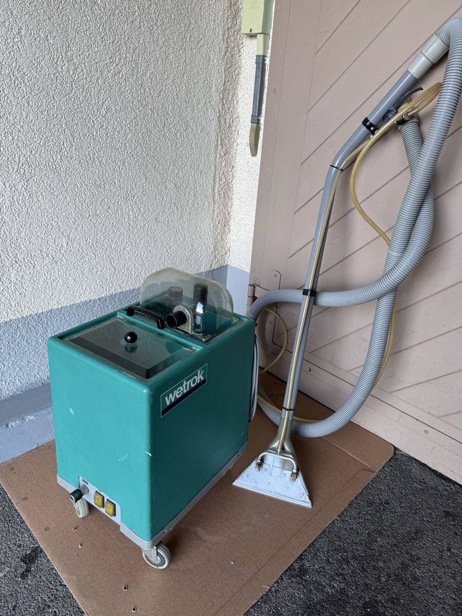 Wetrok Tutte le macchine: Wetrok Extravac 180 – Usato da Belp venduto da ch1999 4