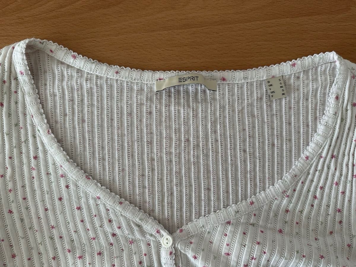 Esprit Top: Esprit Top floral S – Usato da Trimbach venduto da Goldchild_8 2